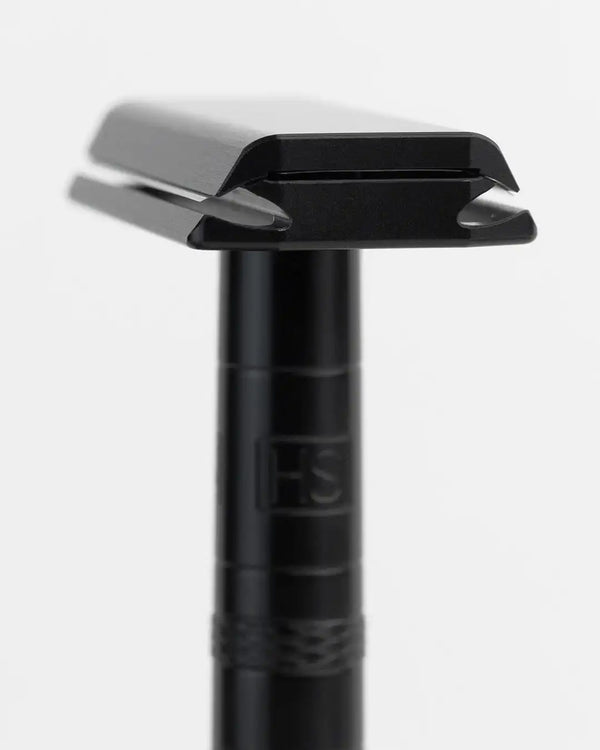 Henson AL13 in Jet Black