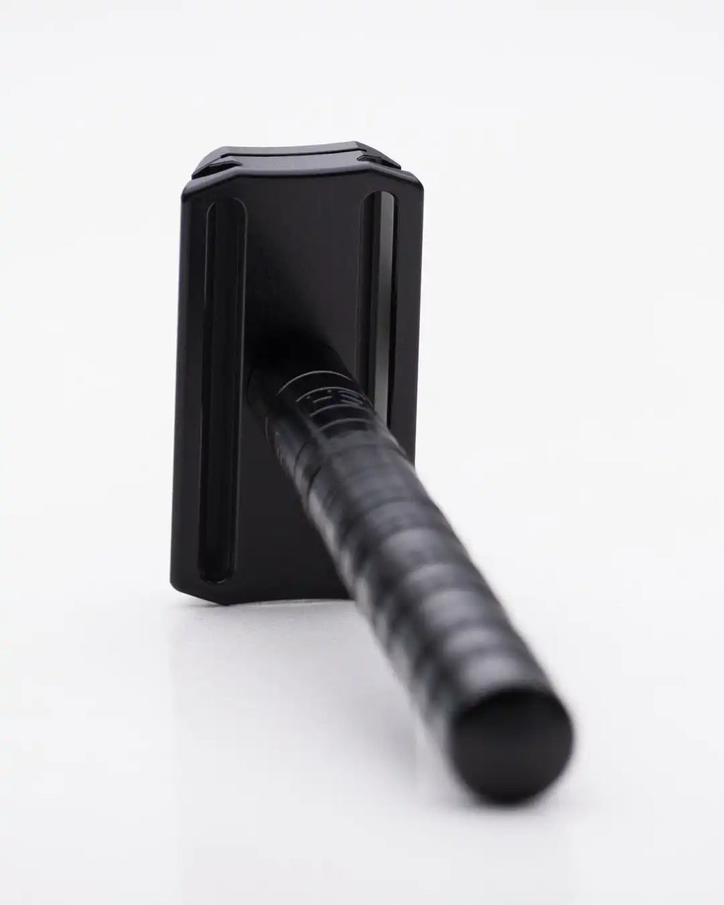 Henson AL13 in Jet Black